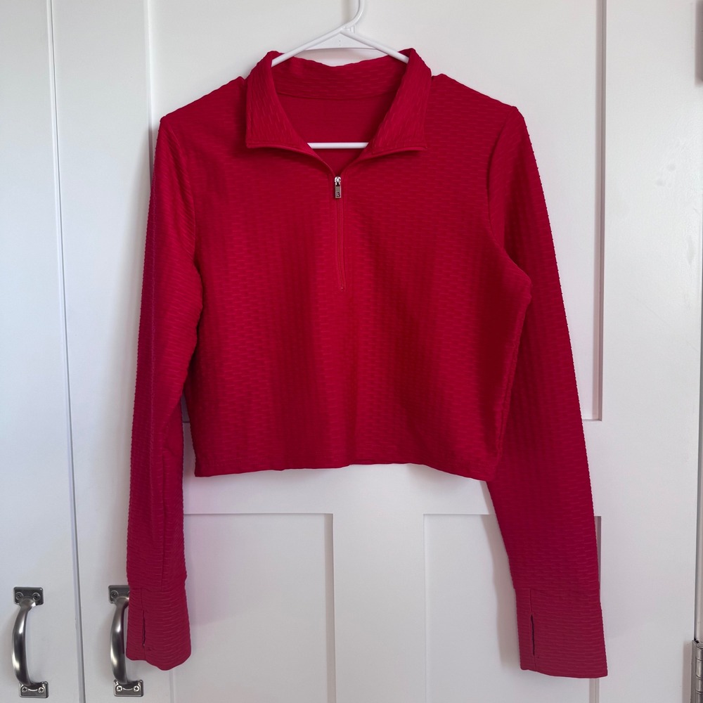 Buff Bunny Red Cropped Jacket 1/2 Zip Women's Size XS Textured Thumbhole‎ Sleeve